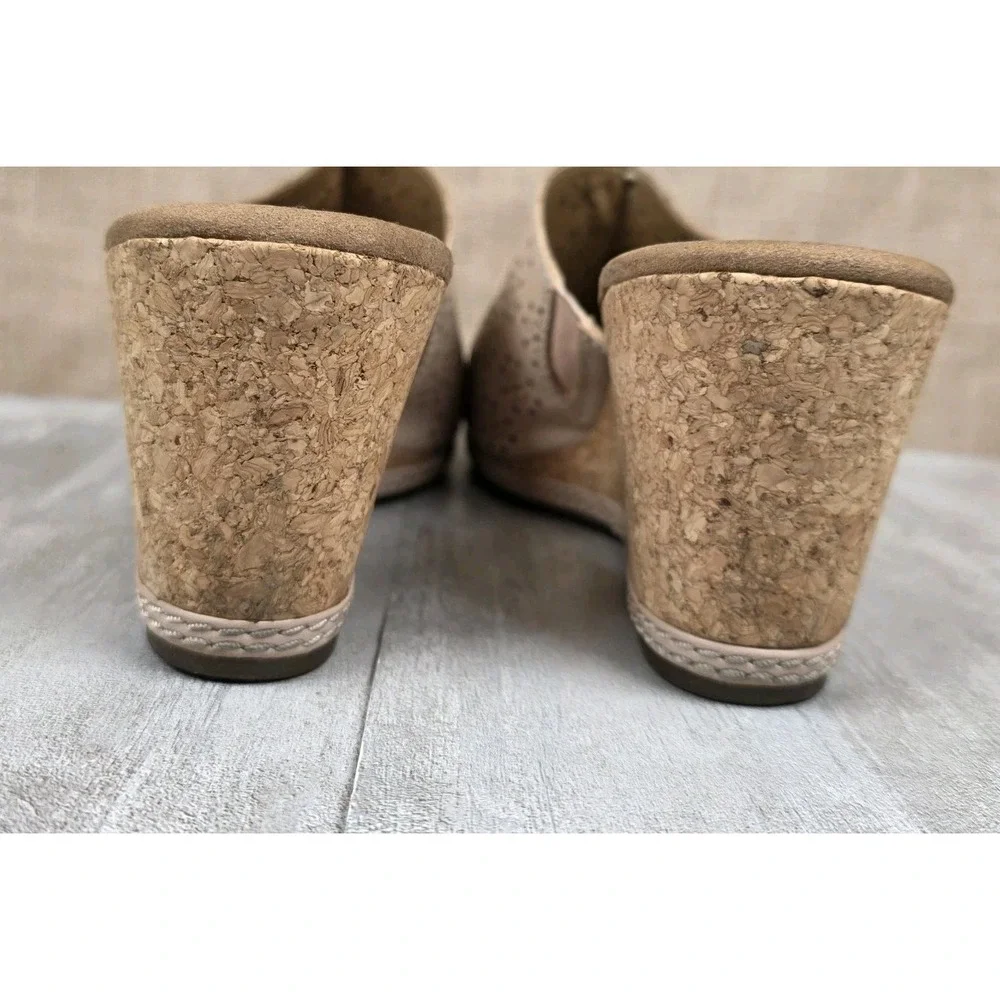 Clarks women helio